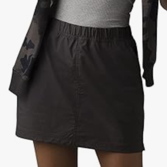 NWT Prana Double Peak Skort Sz 4 Charcoal - Picture 1 of 10